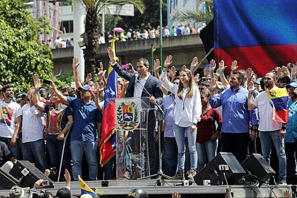 Гуайдо назвал незаконным пребывание военных из РФ и Кубы в Венесуэле - «Политика»