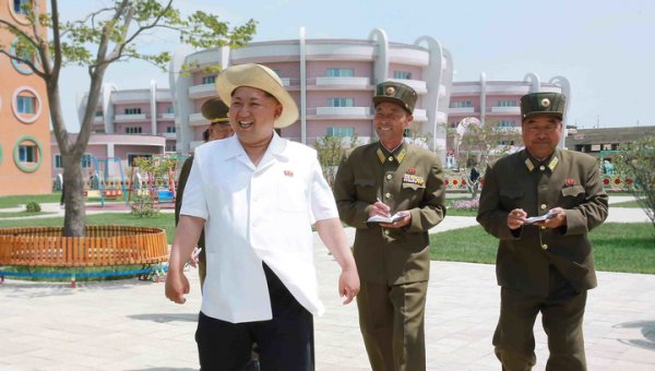 Ким Чен Ын приехал на ударную корейскую стройку - «Новости дня»