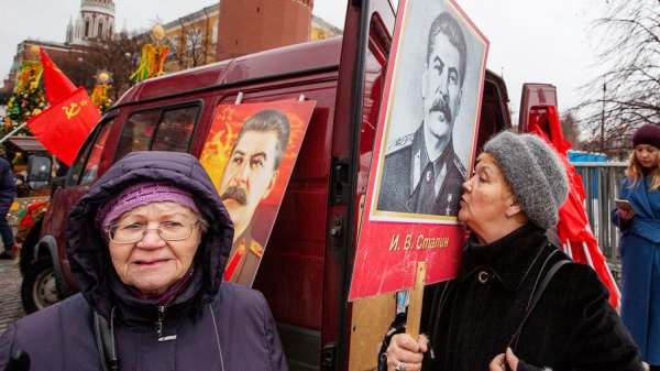 Климкин раскритиковал россиян за любовь к «тирану-параноику» Сталину - «Политика»