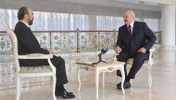 Лукашенко верит в победу Порошенко на выборах - «Технологии»