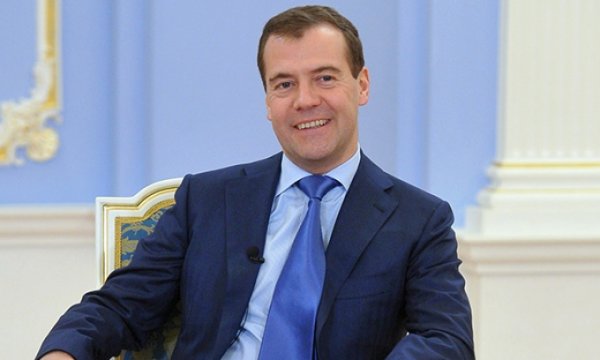 Медведев пообещал Перми деньги на новый оперный театр