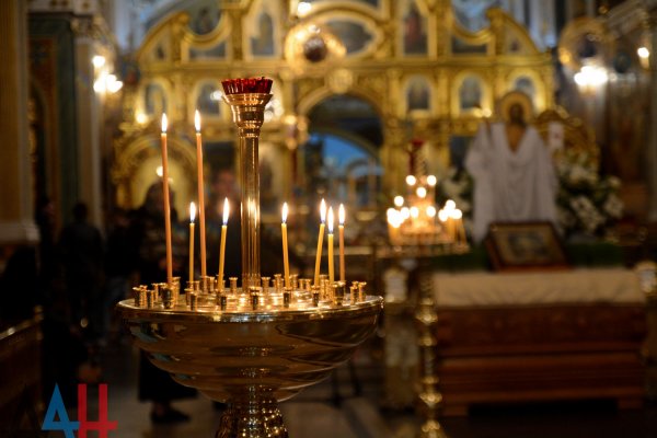 Митрополит Донецкий и Мариупольский Иларион поздравил верующих епархии с Пасхой