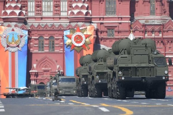 Москва не ожидает приезда иностранных глав на празднование Дня Победы - «Политика»