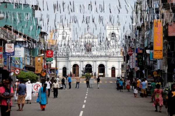 На Шри-Ланке задержали еще 18 подозреваемых в причастности к серии терактов - «Происшествия»