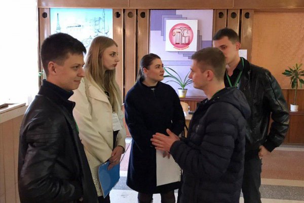 Наблюдатели из Луганска высоко оценили организацию выборов в Молпарламент ДНР