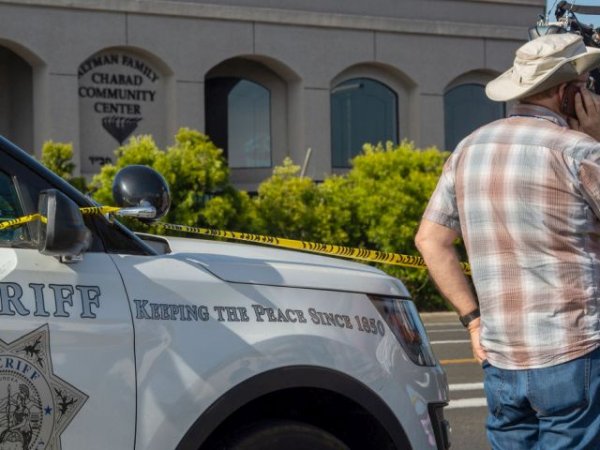Нападение на синагогу в Калифорнии: убита женщина, трое раненых - «Культура»