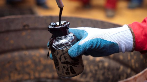 Обнаружен источник загрязнения поставляемой в Белоруссию российской нефти - «Новости Дня»