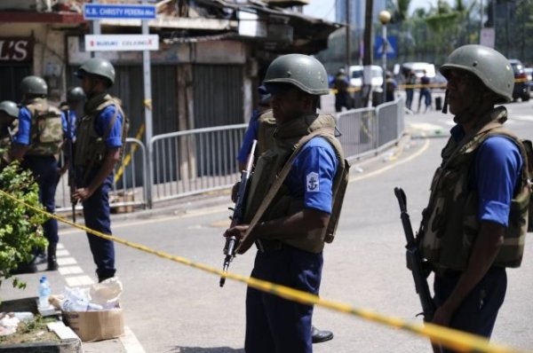 Ответственность за взрывы на Шри-Ланке взяла группировка ИГ - «Происшествия»