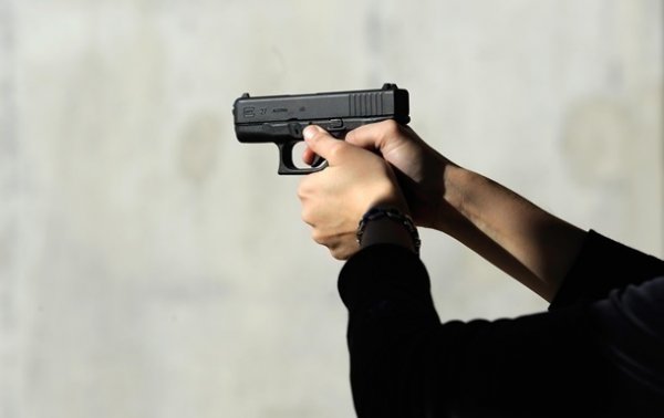 Подросток устроил стрельбу в школе в США