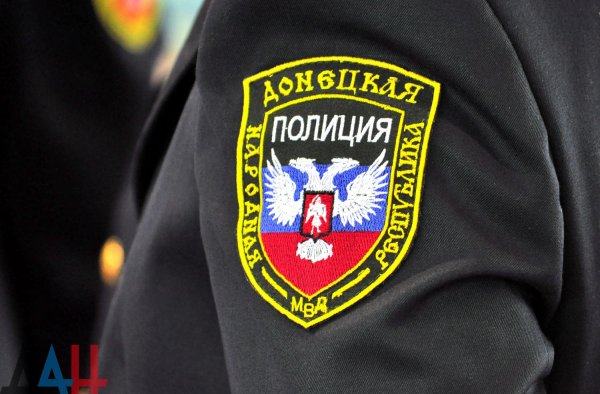 Полиция ДНР изъяла в Шахтерске и Горловке шесть гранат, боеприпас для РПГ и две сотни патронов