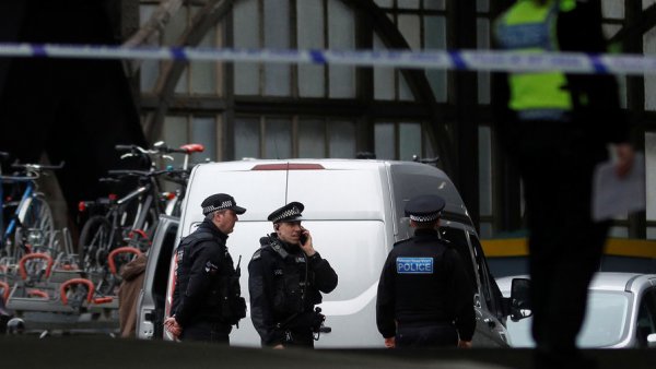 Полиция Лондона открыла стрельбу у посольства Украины - «Новости Дня»