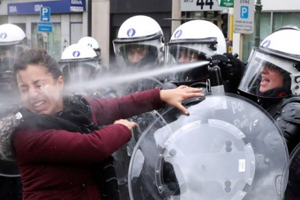 Полиция применила слезоточивый газ против «желтых жилетов» в Тулузе - «Происшествия»