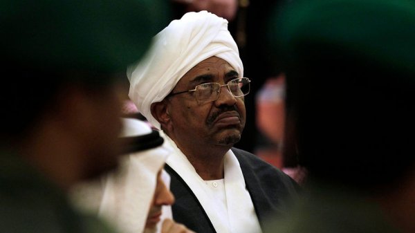 Президента свергли в Судане - «Новости Дня»