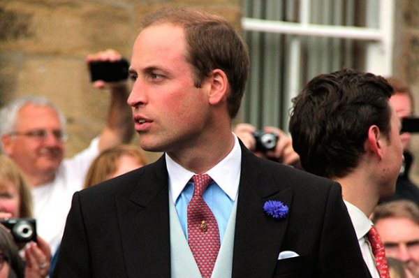 Принц Уильям прошел стажировку в британских спецслужбах - «Политика»