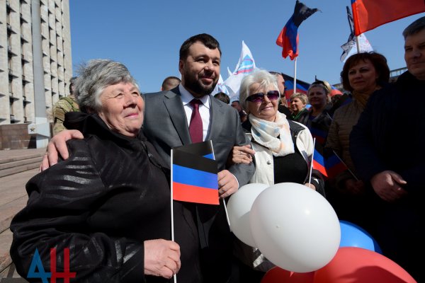 Пушилин в годовщину провозглашения ДНР отметил важность поддержки Донбасса Россией