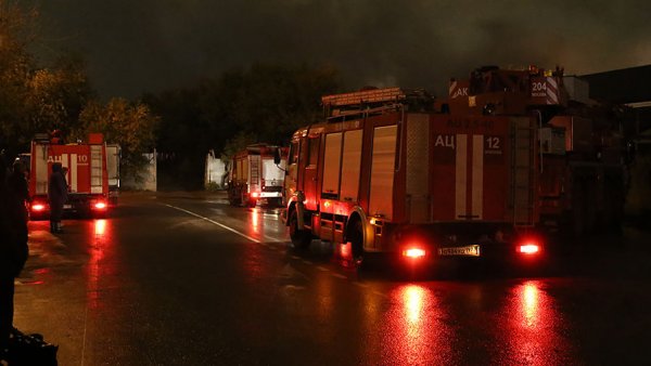Разрушено здание в результате пожара на заводе в Нижегородской области - «Новости Дня»
