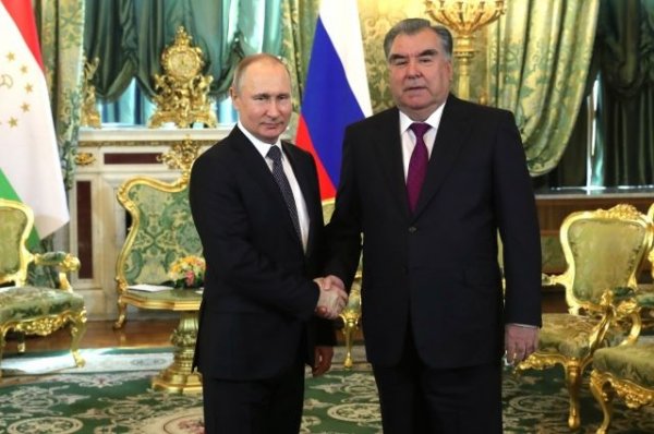 Россия и Таджикистан подписали соглашение о наборе трудовых мигрантов - «Политика»