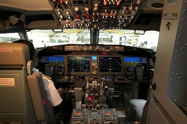 Система MCAS в Boeing 737 MAX могла перезапуститься автоматически - Reuters - «Политика»