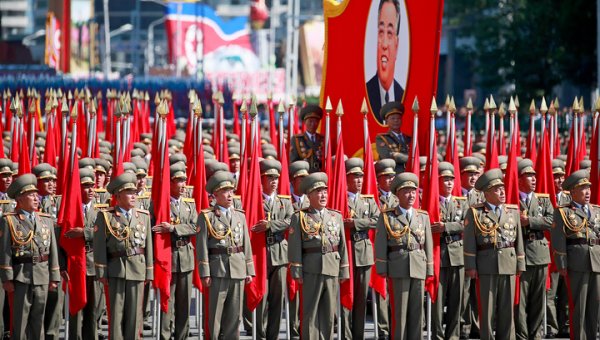 Ситуация с КНДР: Ким написал Путину телеграмму, а Помпео пообещал давить дальше - «Новости дня»