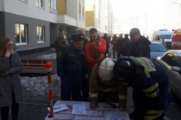 СК начал проверку по факту взрыва в жилом доме в Екатеринбурге - «Политика»