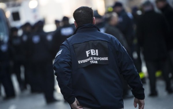 СМИ: Хакеры обнародовали данные тысяч агентов ФБР