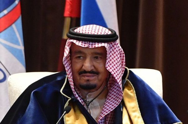 СМИ: король Саудовской Аравии подарил миллиард долларов Ираку - «Происшествия»