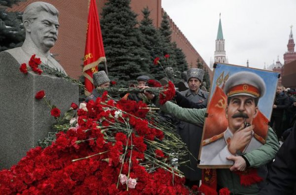 Статистика : Рейтинг Сталина вдвое выше рейтинга Путина - «Технологии»
