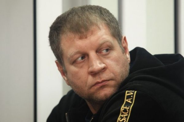 Суд оставил в силе лишение Александра Емельяненко водительских прав - «Политика»