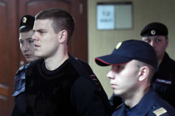 Суд позволил врачу ФК «Зенит» посетить Кокорина в СИЗО - «Происшествия»