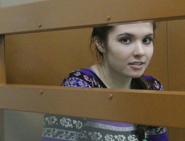Суд условно-досрочно освободил пытавшуюся примкнуть к ИГ Караулову - «Новости дня»