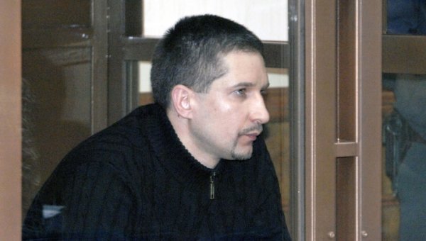 УДО, поcлабление режима и компенсации: 10 лет назад майор Евсюков открыл стрельбу в супермаркете - «Новости дня»