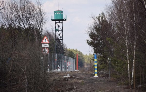 В Чернобыльской зоне строят границу с Беларусью