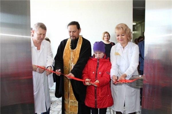 В Чувашии в больнице состоялось торжественное открытие лифта, который потом освятили - «Общество»