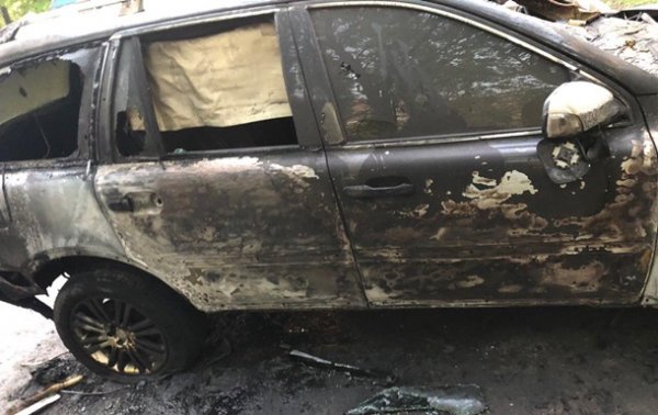 В Днепре сожгли автомобиль главреда газеты