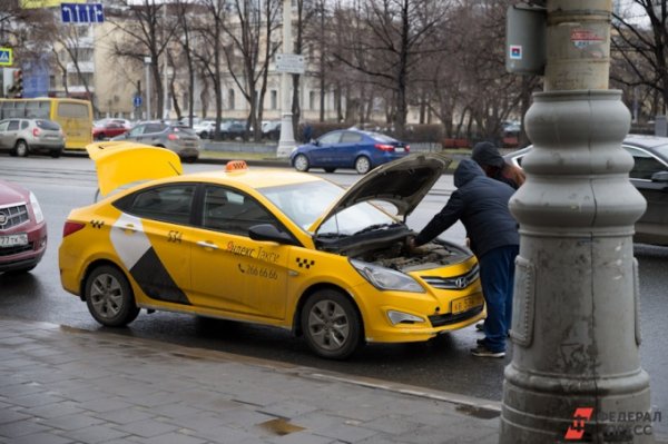 В Екатеринбурге создадут реестр недобросовестных таксистов