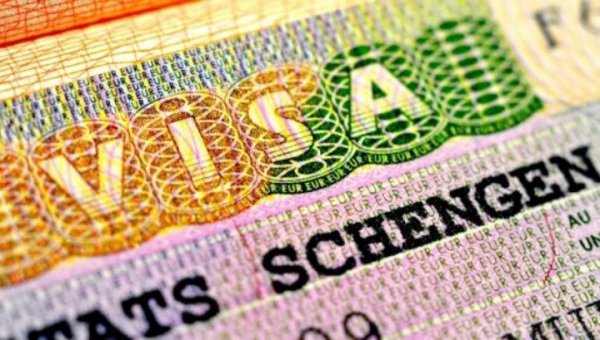 В Еврокомиссии рассказали, что необходимо для получения шенгенской визы на 5 лет - «Новости дня»