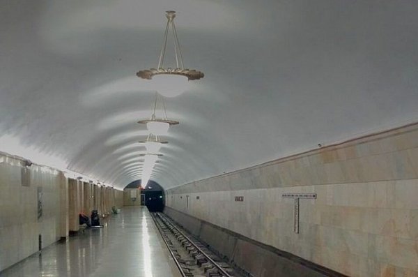 В Москве на станции метро «Бауманская» погиб мужчина - «Происшествия»