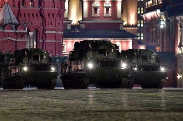 В Москве прошла первая репетиция парада Победы - «Политика»