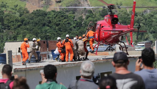 В Рио-де-Жанейро восемь человек погибли при обрушении двух жилых домов - «Новости дня»