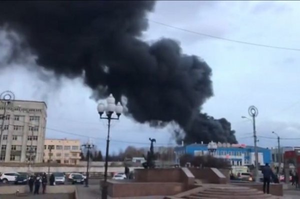 В сети опубликовали видео пожара на заводе, производящем ракеты «Сармат» - «Происшествия»