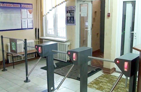 В школах России введут новую систему мер безопасности - «Общество»