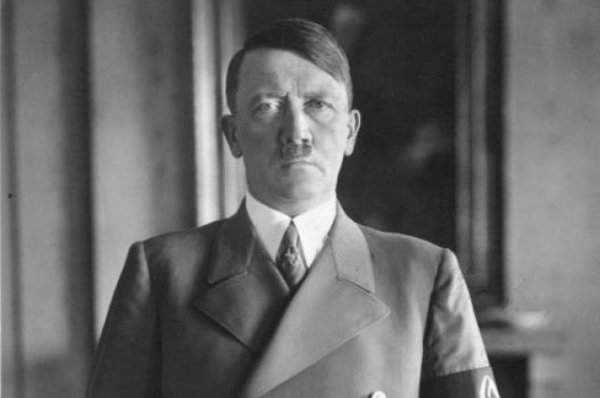 В США на аукционе продадут последнюю телеграмму Гитлера - «Политика»