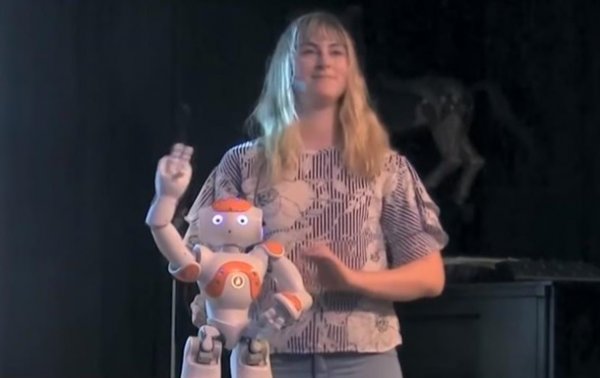 В США создали робота-комика