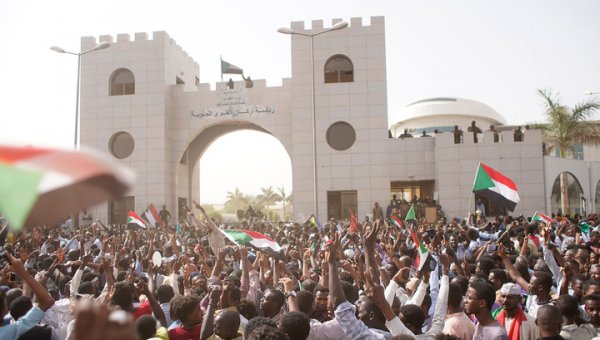 В Судане снята цензура в СМИ - «Новости дня»