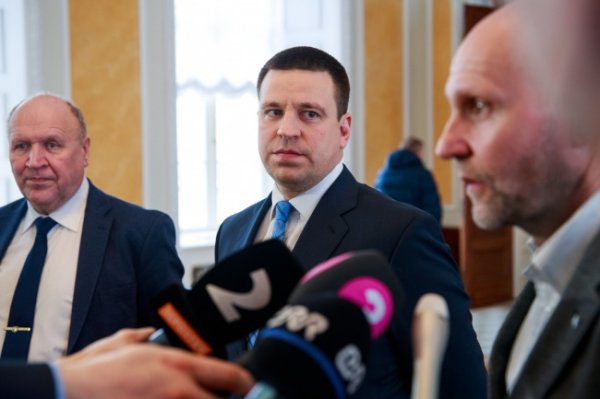 В Эстонии новая коалиция делит портфели министров - «Новости Дня»