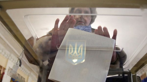 Зеленский удерживает лидерство после обработки 95% голосов - «Политика»