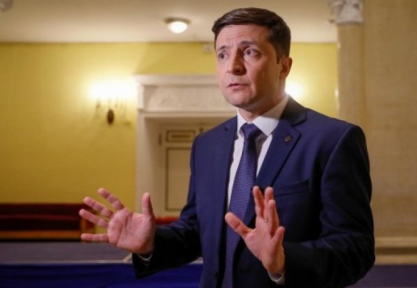 Зеленский уверен, что паспорта РФ не заинтересуют украинцев - «Военное обозрение»