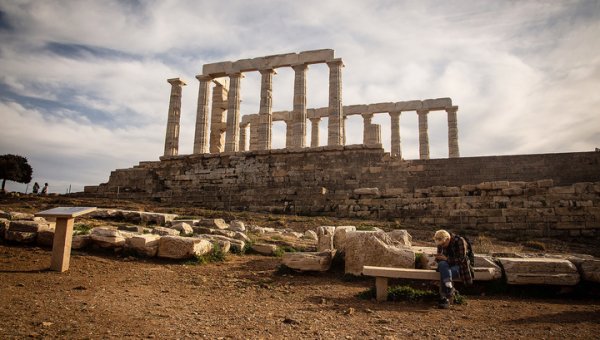 Зевс разбушевался: в Афинах на Акрополе от удара молнии пострадали четыре человека - «Новости дня»