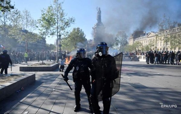 "Желтые жилеты" в Париже: арестованы 249 человек