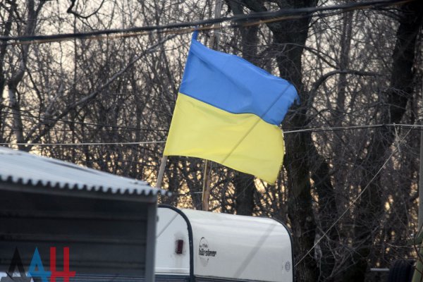 Жительница Артемовского района назвала угнетающей обстановку в подконтрольной Киеву части Донбасса